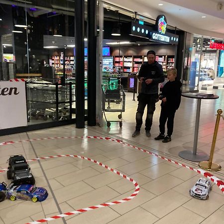 Lugnt Och Centralt Strömstad Eksteriør bilde